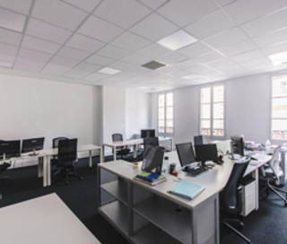 Bureau privé 50 m² 8 postes Location bureau Allée de Tourny Bordeaux 33000 - photo 4